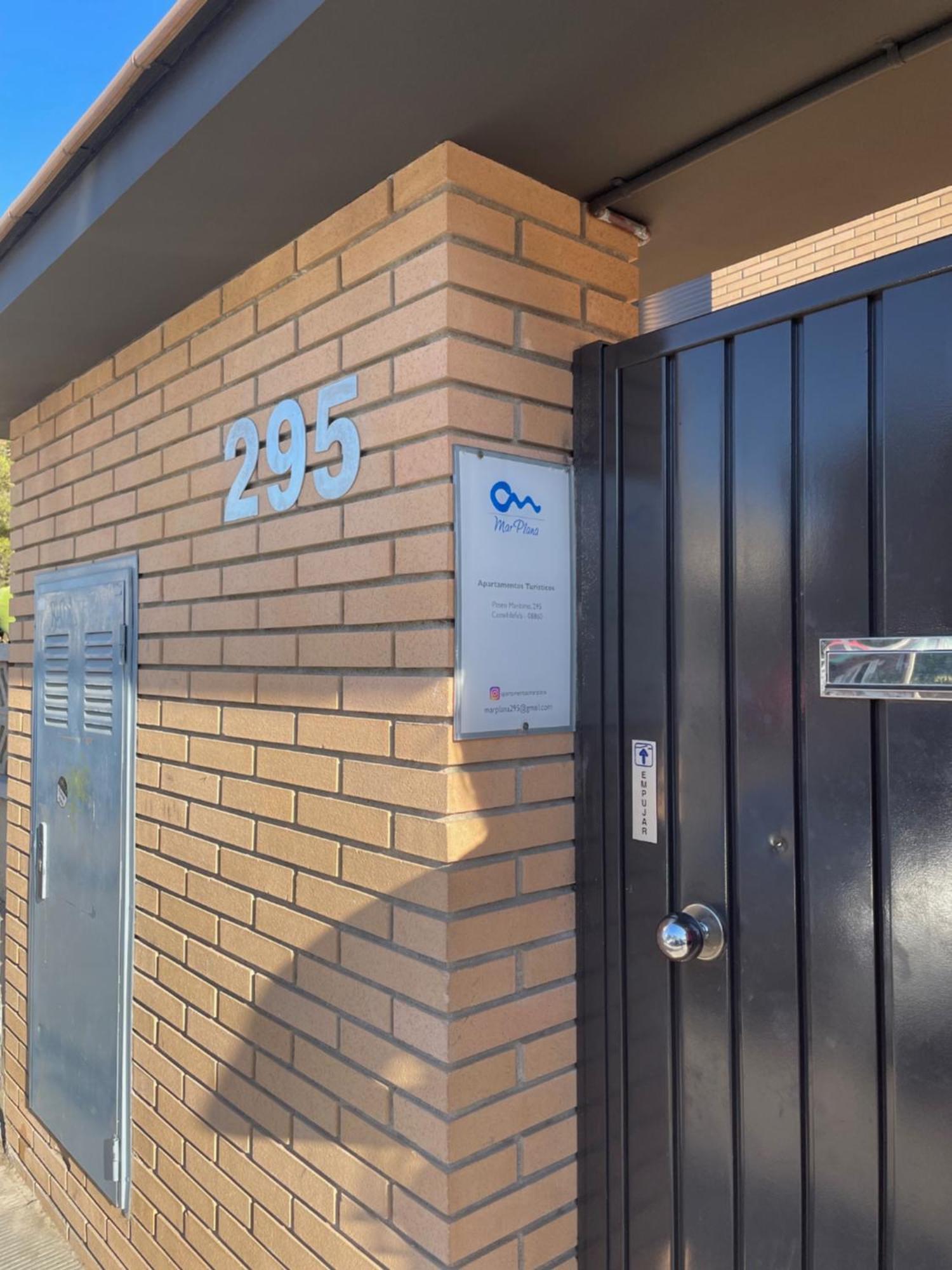 Marplana Apartment Castelldefels Ngoại thất bức ảnh
